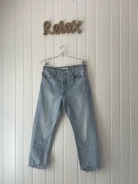 Levi’s Wedgie Straight Light Blue Women’s Denim Jeans - Classic Straight Fit 32